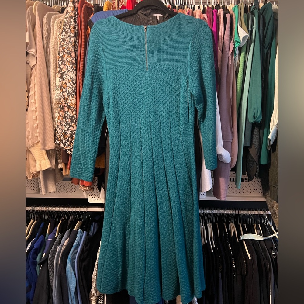 Teal sweater midi. Size medium.